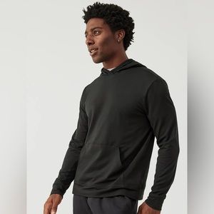 Outdoor Voices The Cloudknit Hoodie in Black, size XL